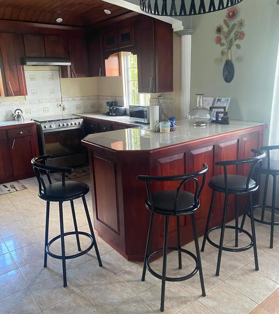 Bed & Breakfast Moonlit Meadow B&B Duncans Jamaica